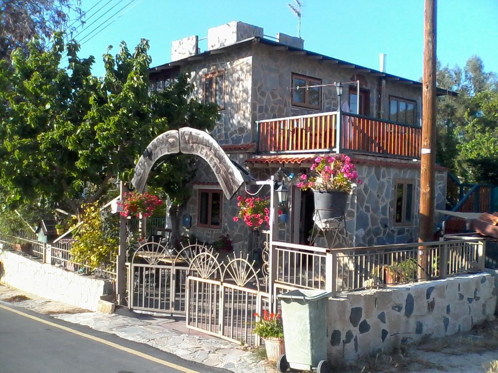 Miltos Apartment Argaka Exterior foto